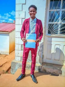 Lire la suite à propos de l’article Trois jeunes Malgaches