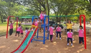 Lire la suite à propos de l’article Playground à Surin
